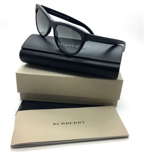 burberry women sunglasses stores